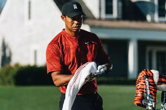 P7TW 2 Tiger Woods